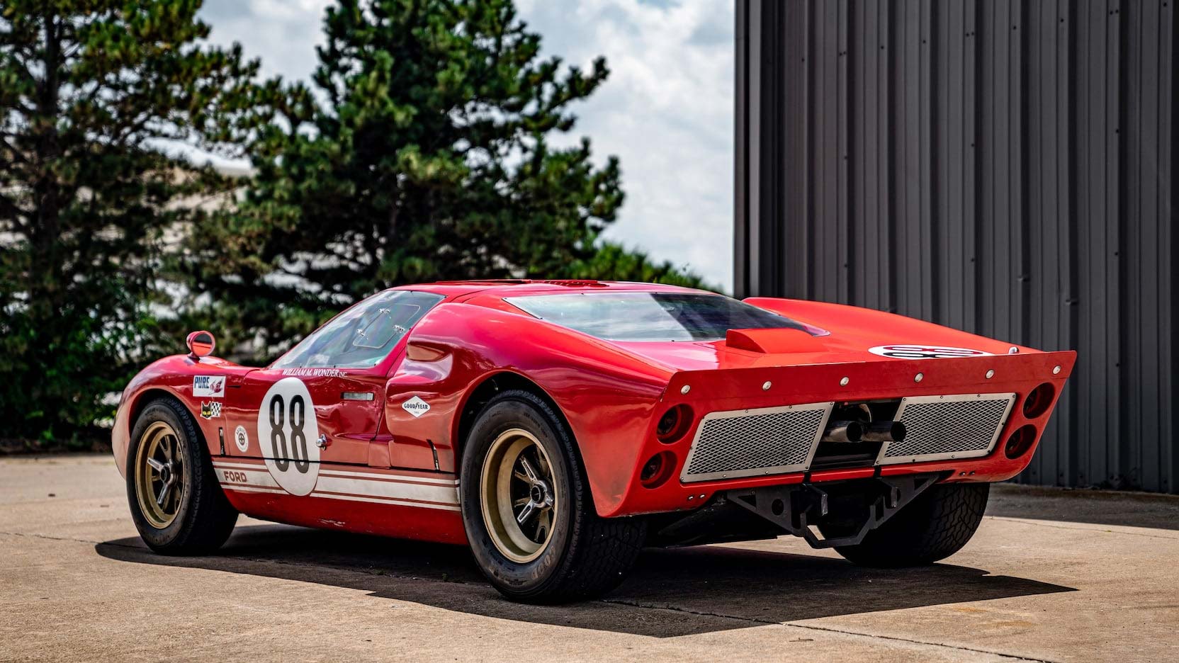 Ford gt 40 оранжевый