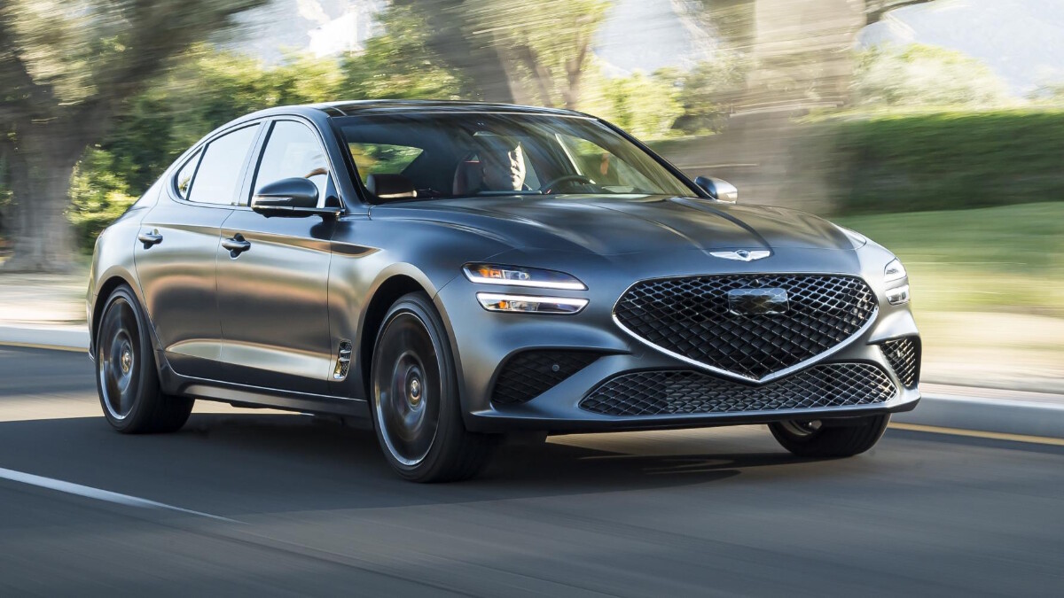 2022 Genesis G70 Review, Price, Features, Specs