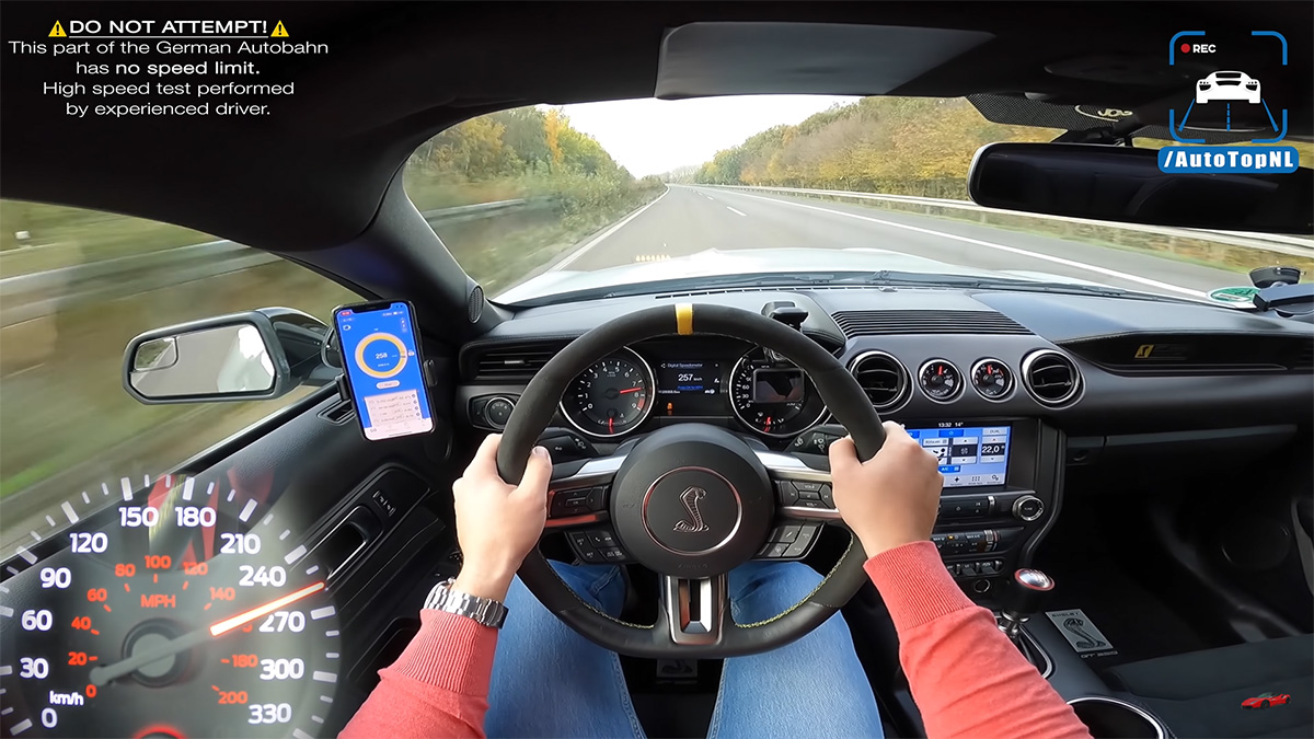 Watch a Ford Mustang Shelby GT350 go really, really fast