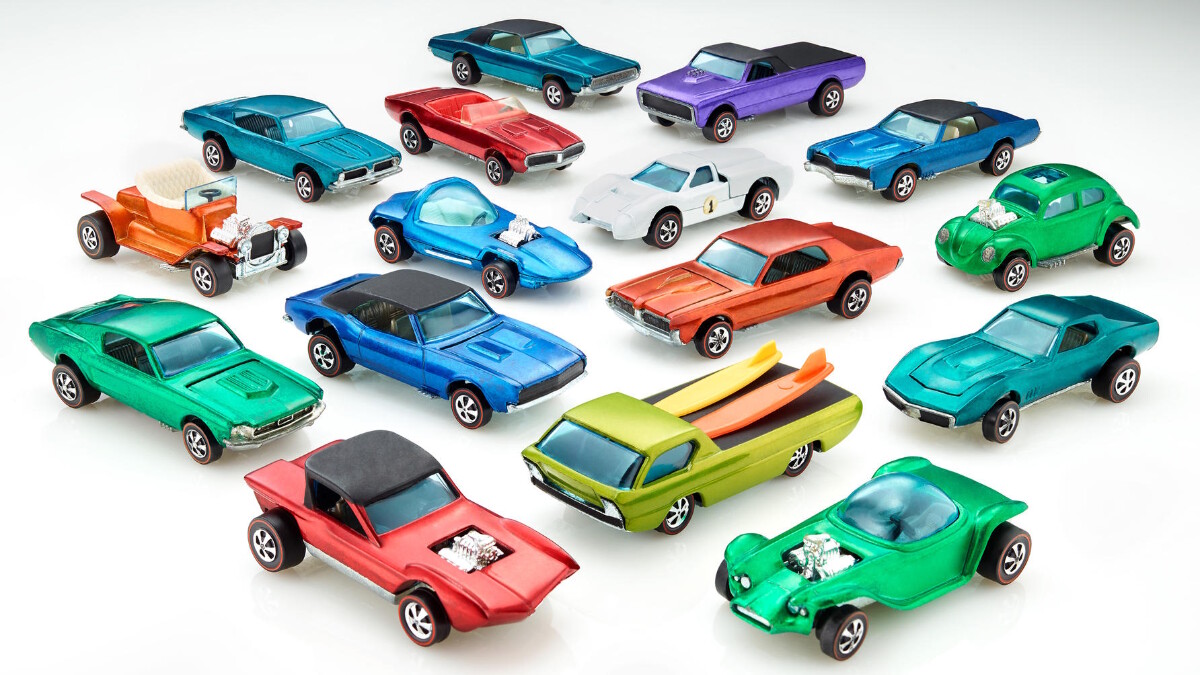 Different Hot Wheels cars