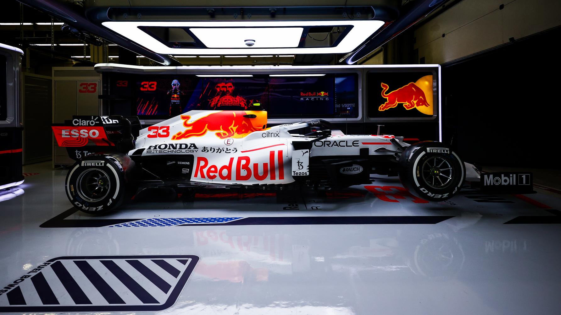 Red Bull honors engine partner Honda with one-off livery