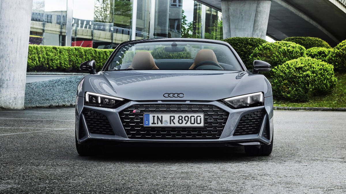 Front view of the Kemora Gray 2022 Audi R8 V10
