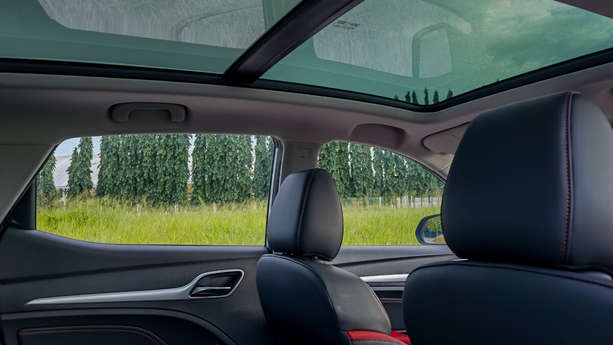 Cabin of the 2022 MG ZS T subcompact crossover