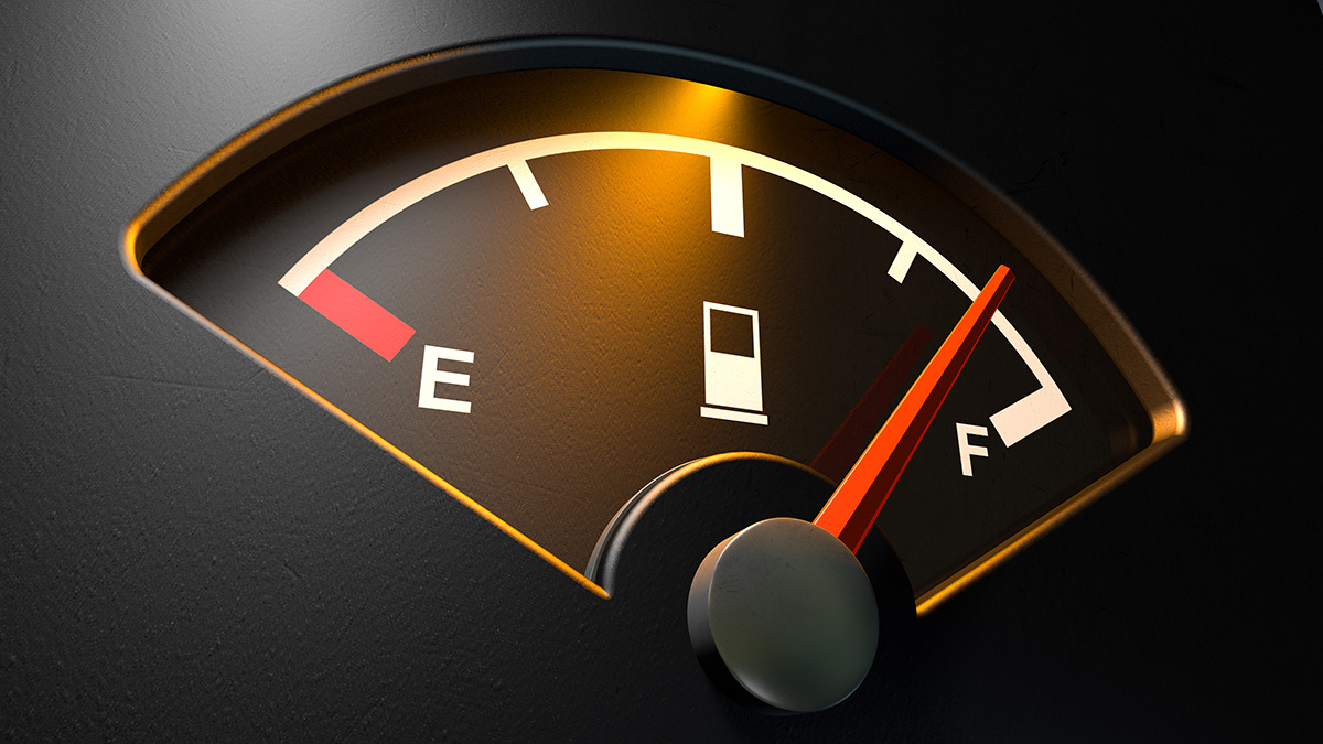 fuel gauge, fuel saving tips, fuel-saving driving tips, fuel-saving tips driving