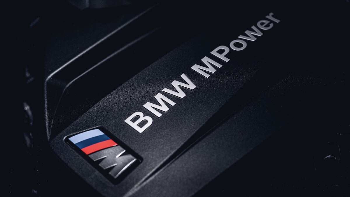 Engine of the 2022 BMW M3 manual variant