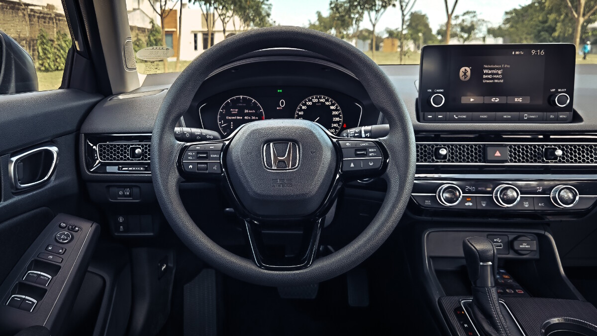 Interior of the 2022 Honda Civic V Turbo