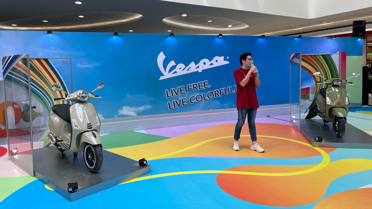photos of Vespa Color Collection 2022 at MOA