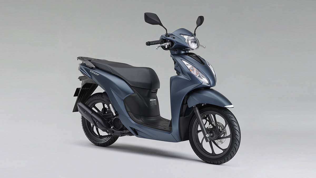 photo of the 2022 Honda Dio in in matt starry blue