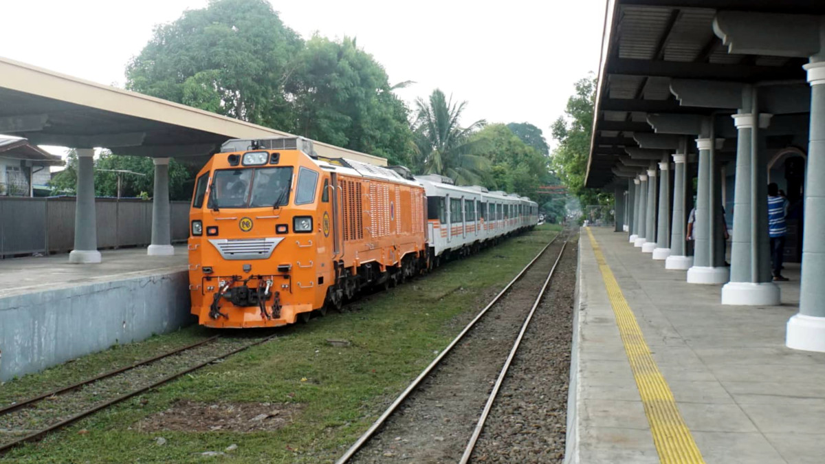 A Philippine National Railways train plying the San Pablo–Lucena Commuter Line