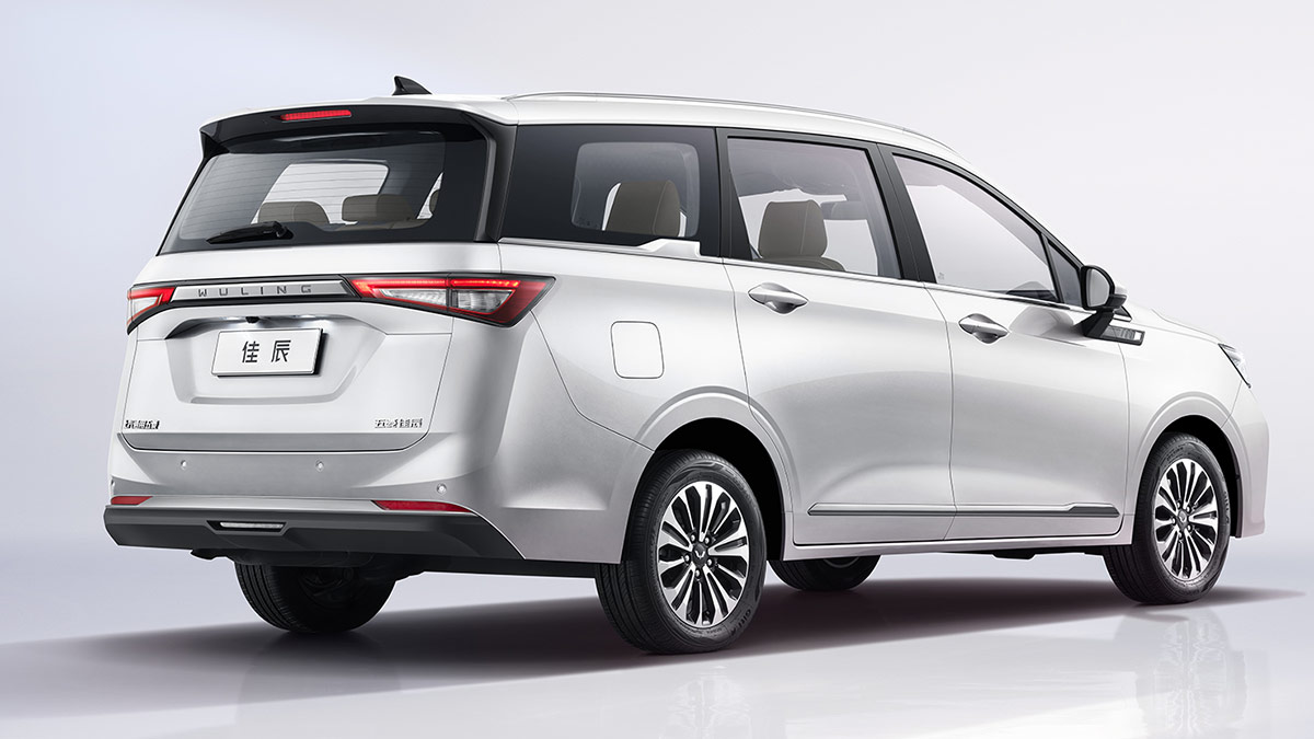 rear photo of the Wuling Jia Chen