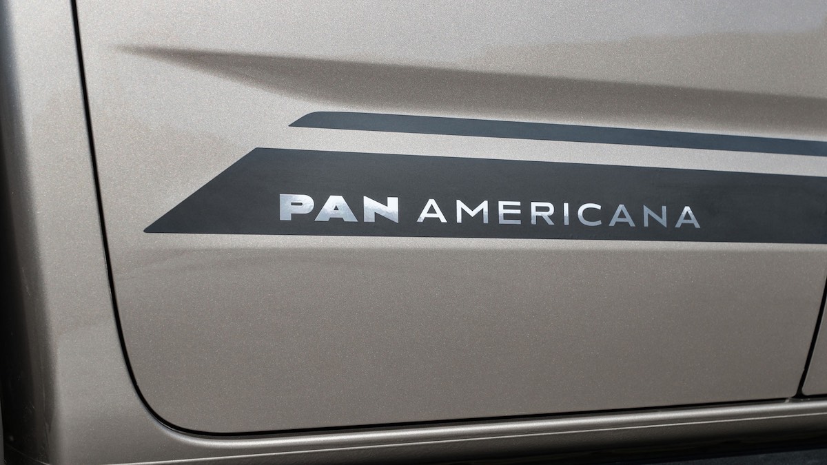 Exterior detail of the 2023 Volkswagen Amarok in PanAmericana trim