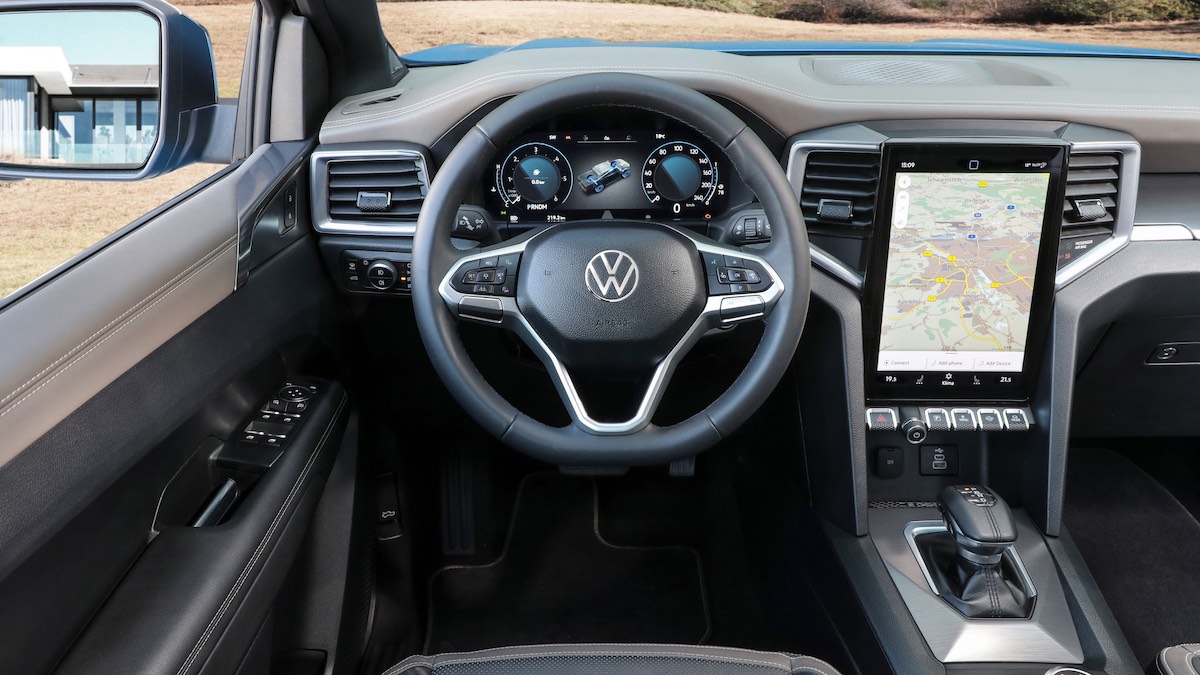 Steering wheel of the 2023 Volkswagen Amarok