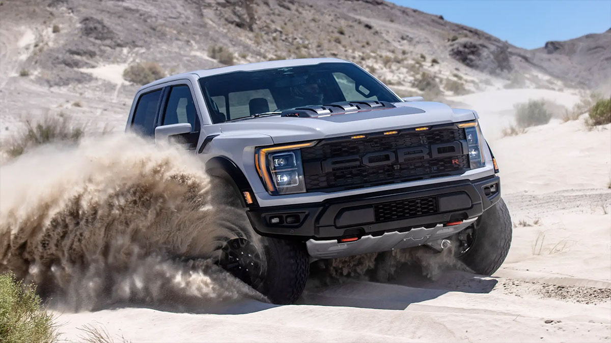 Ford F-150 Raptor R 2023 in the sand dunes