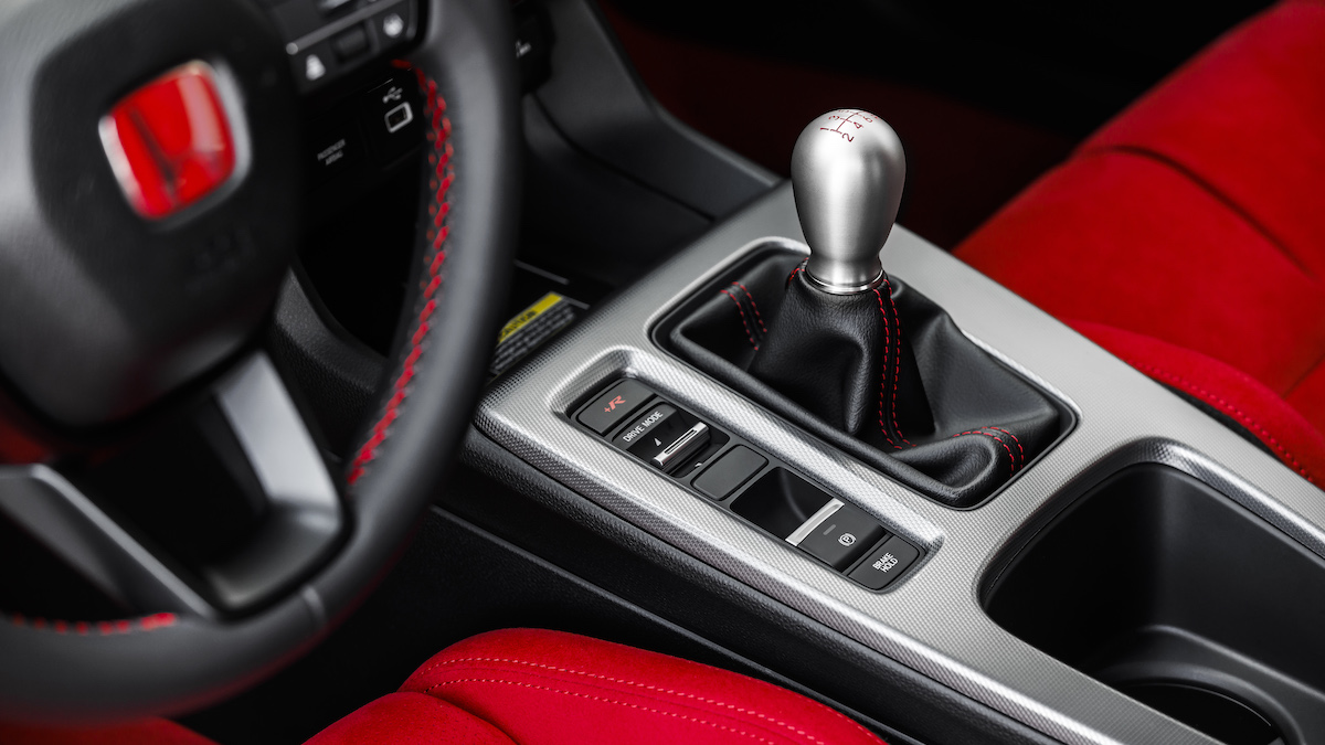 Gearshift of the 2023 Honda Civic Type R