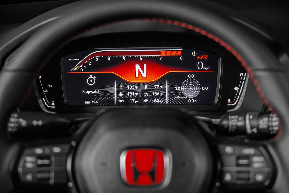 Instrument cluster of the 2023 Honda Civic Type R