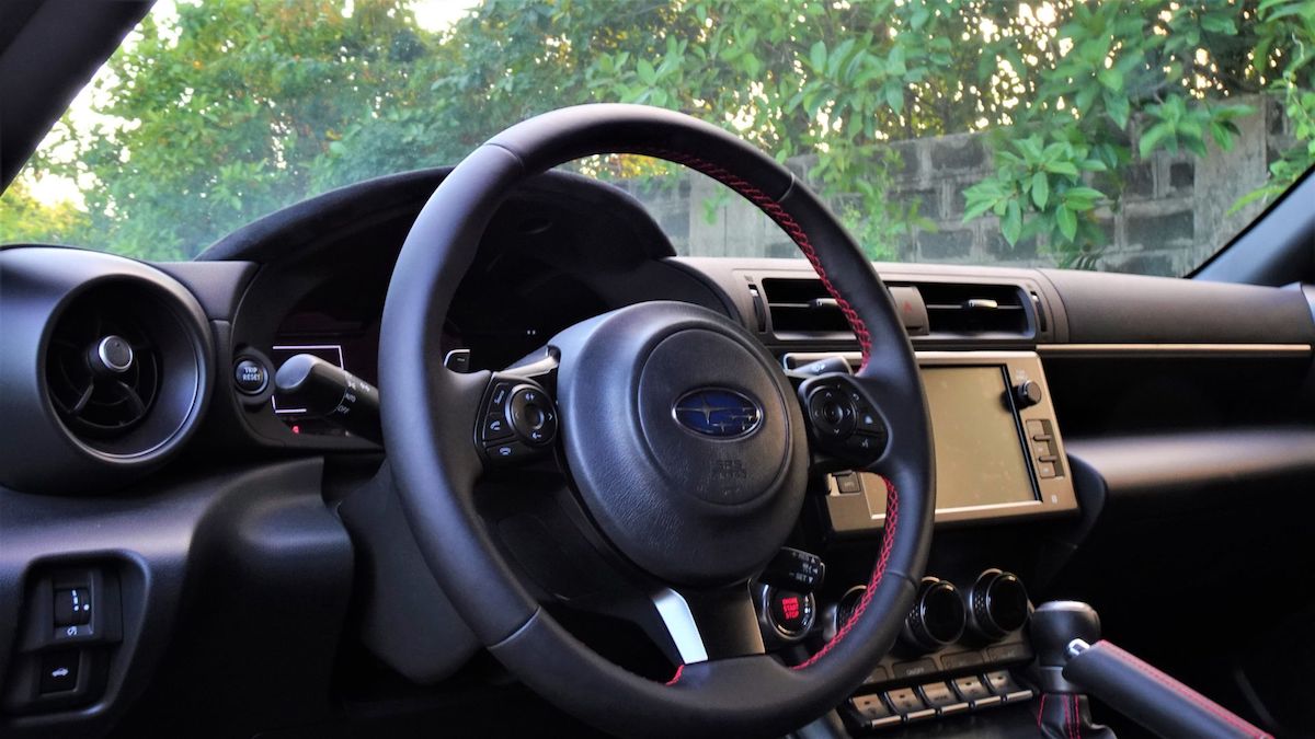 Subaru BRZ 2023 steering wheel