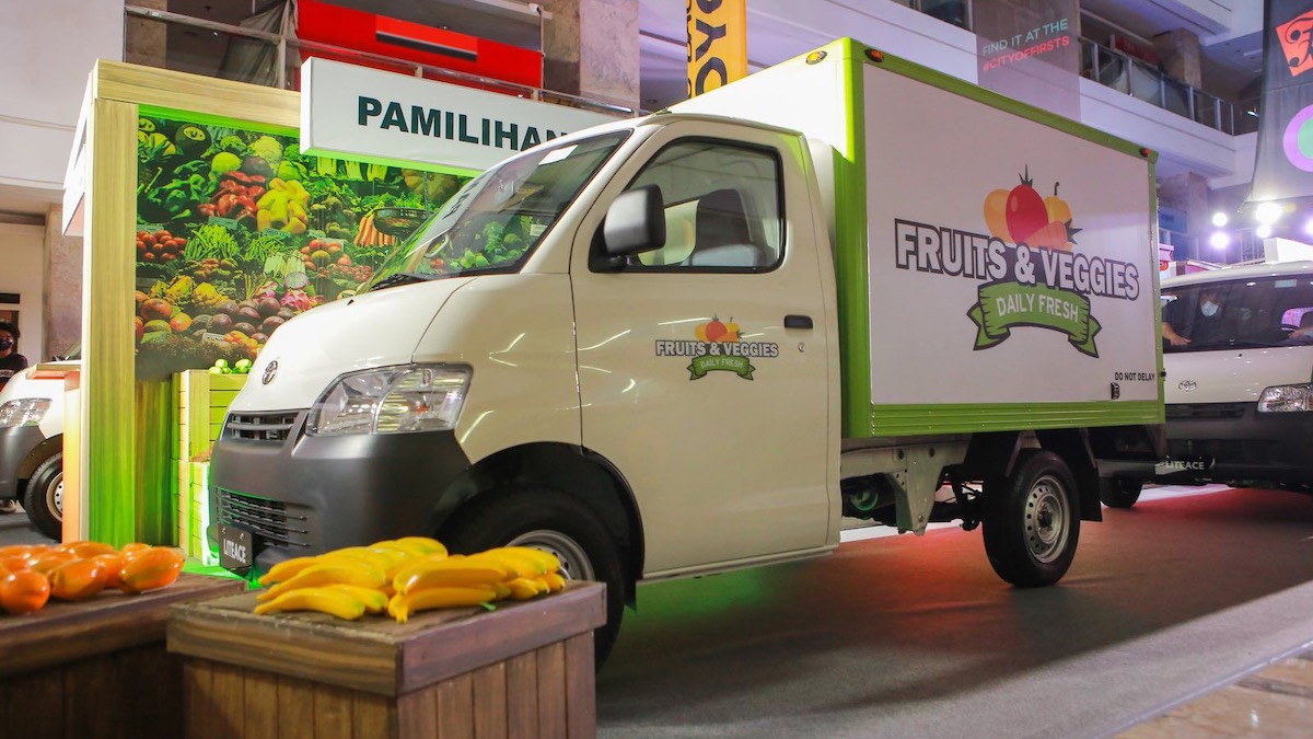 Toyota Lite Ace 2023 in Cargo configuration set up as a fruits and vegetables delivery vehicle