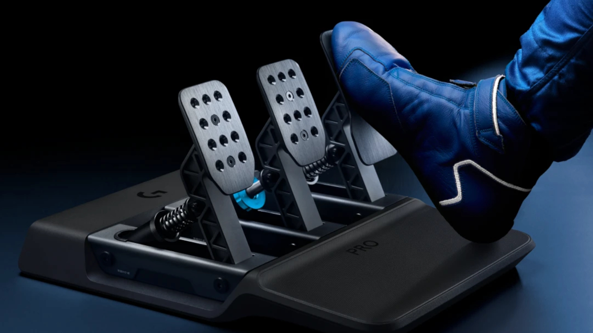 Image of the Logitech G Pro peripherals