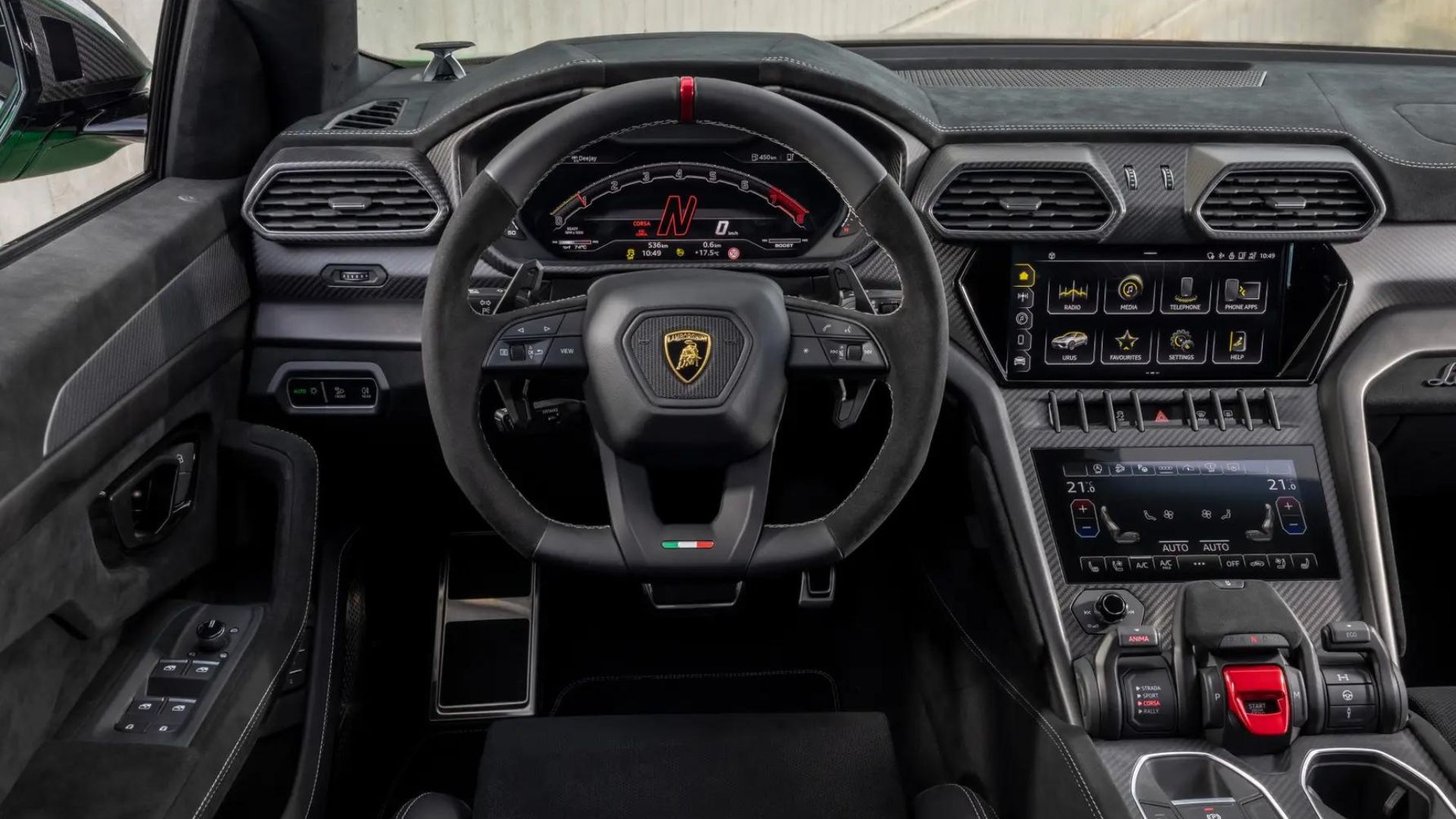 Lamborghini Urus Performante interior