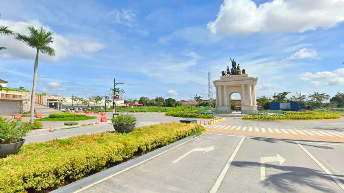 Arco de Emperador in Pasig City