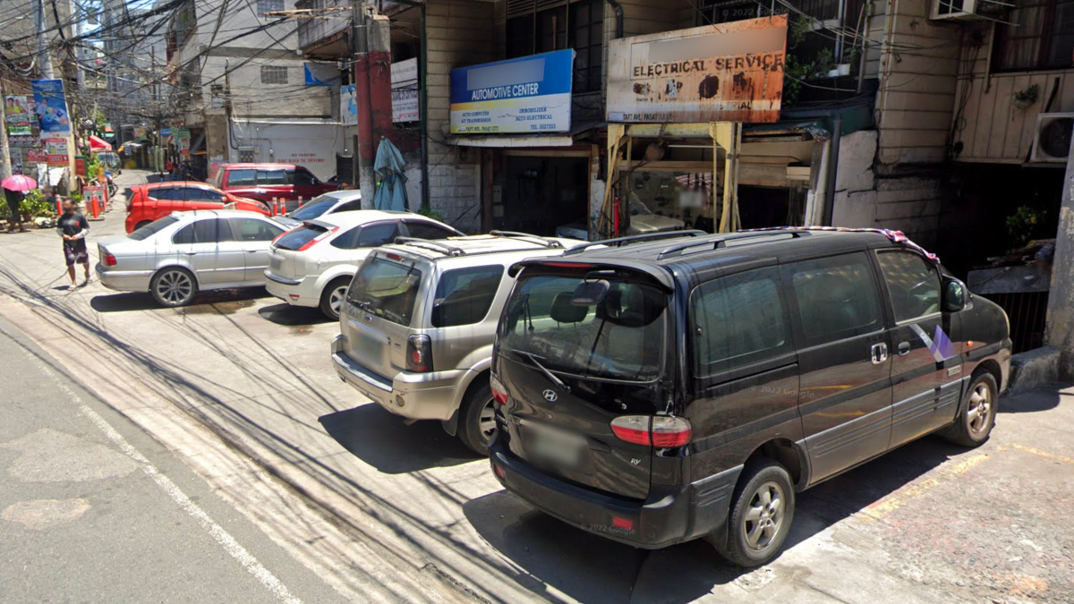vehicles left at a talyer impounded for illegal parking