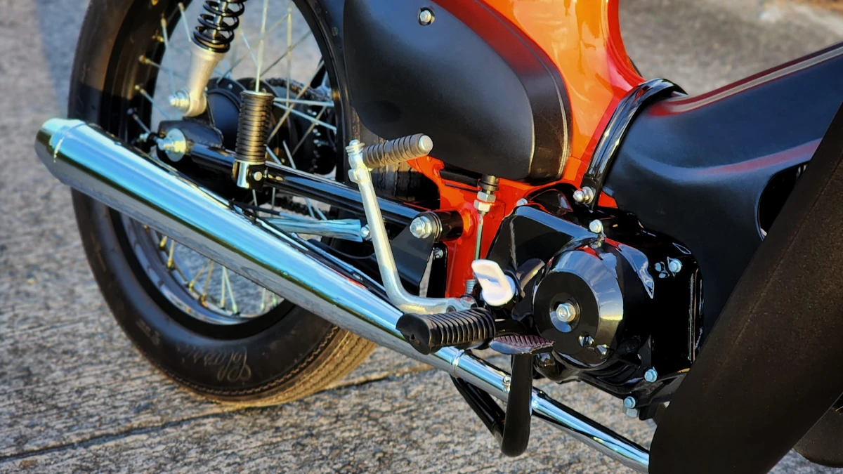 Iron Macchina Customs Honda Super Cub C70