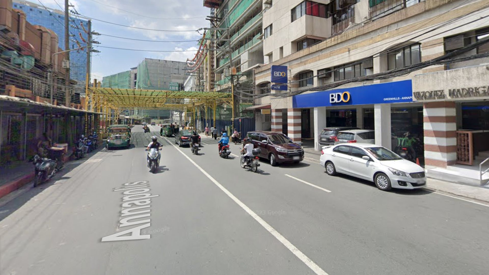 The guide to paid parking and parking spaces for rent in Manila