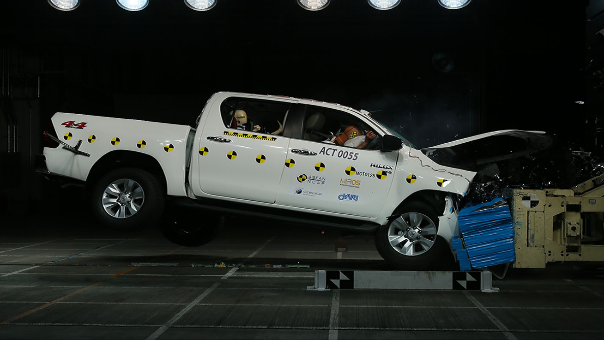 Safety check: Best-selling cars - Toyota Hilux