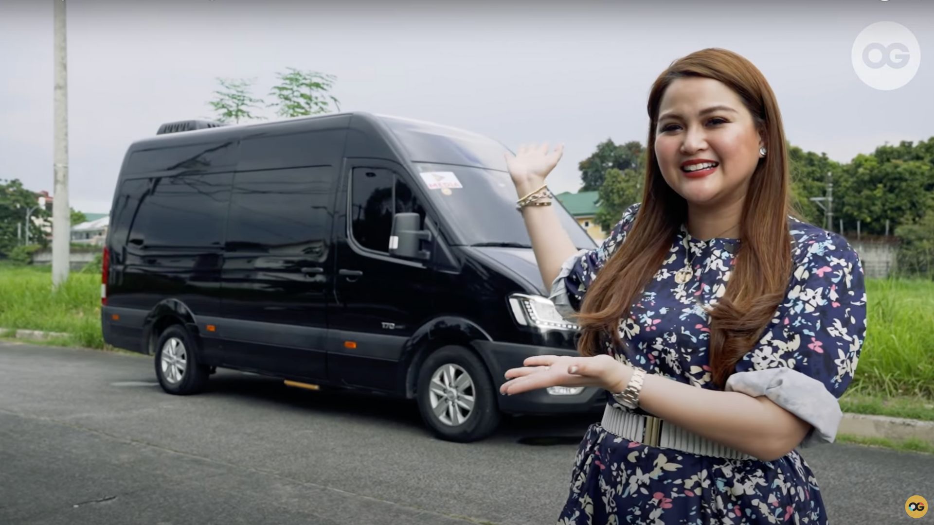 Take A Tour Around Dianne Medinas Custom Hyundai H