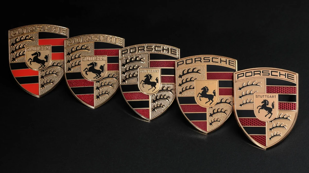 Porsche crest