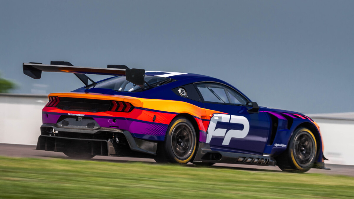 Ford Mustang Gt3 Race Car Revealed