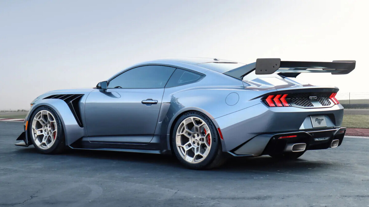 Ford Mustang GTD 2024 comes with DRSequipped rear wing