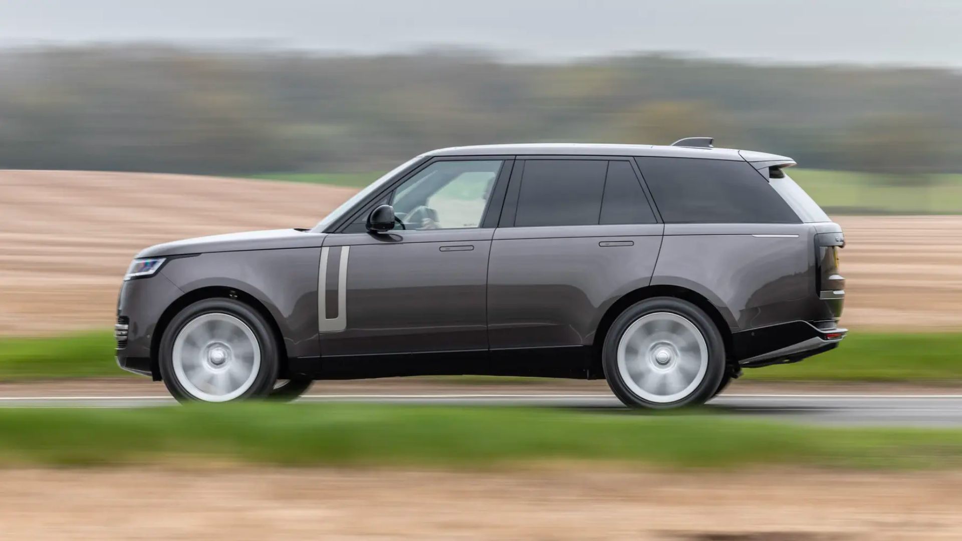 Range Rover: First and fifth-generation compared