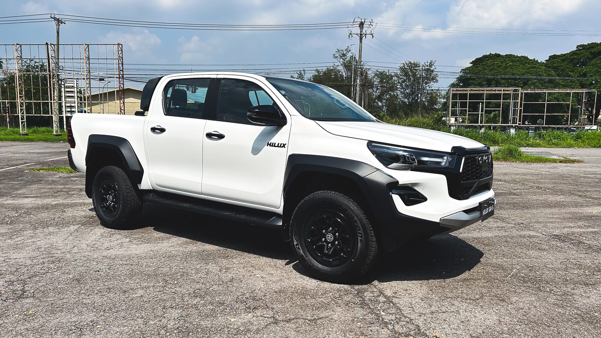 Toyota Hilux GR-S 2024 unveiled in PH: Prices, Specs