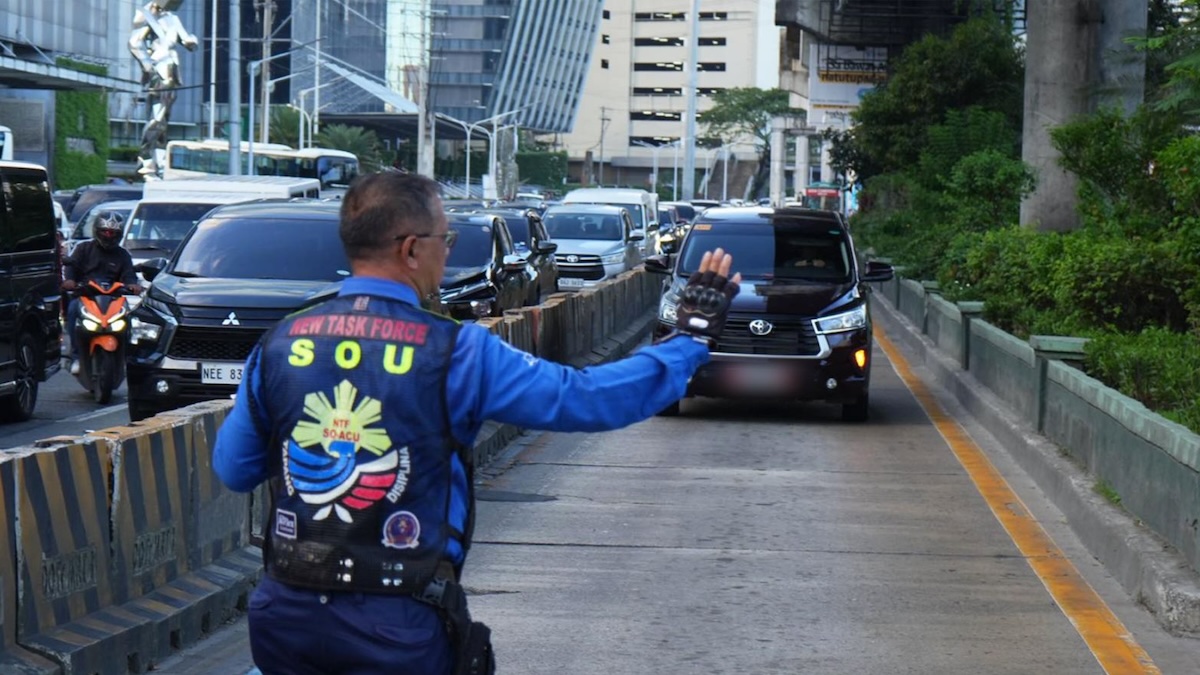 1,881 EDSA Busway Violators Caught From November 13 To 30