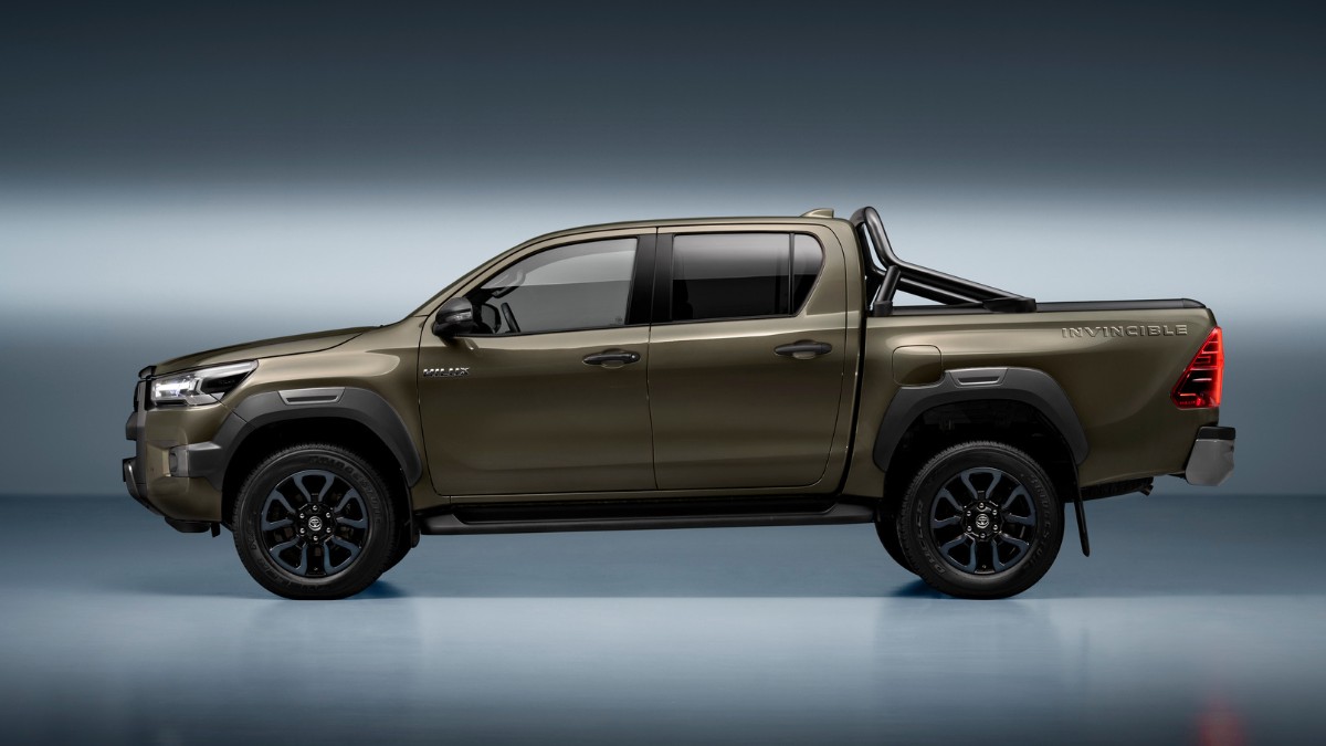 2024 Toyota Hilux 48v MHEV specs revealed