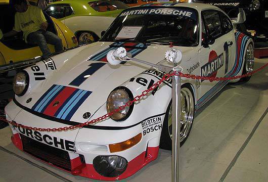 TopGear.com.ph Philippines Car Features - Porsche 911 Martini Racing at the 2010 Trans Sport Show