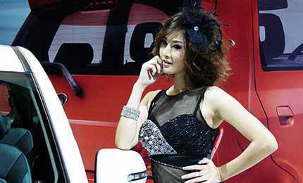 TopGear.com.ph Car News - Babes at the 2010 Bangkok International Motor Show