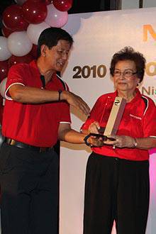 TopGear.com.ph Philippine Car News - Nissan Iloilo dealership receives global accolade