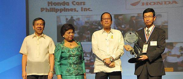 Honda Cars Philippines bags PEZA award