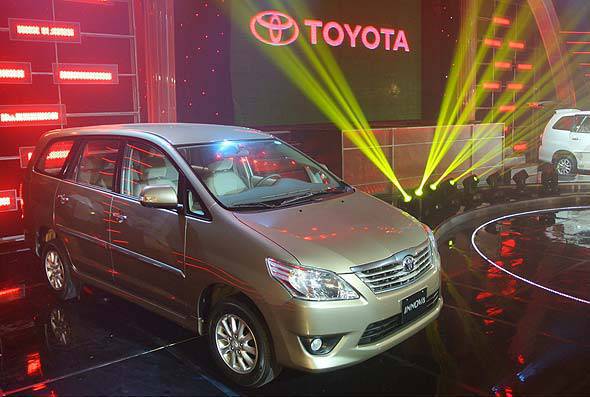 Toyota Innova Car Show