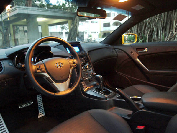 Hyundai Genesis interior