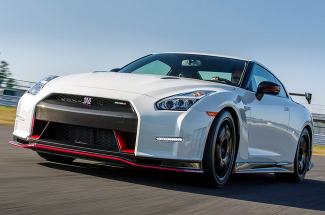 This is what the Nissan GT-R Nismo looks like on the track and up close