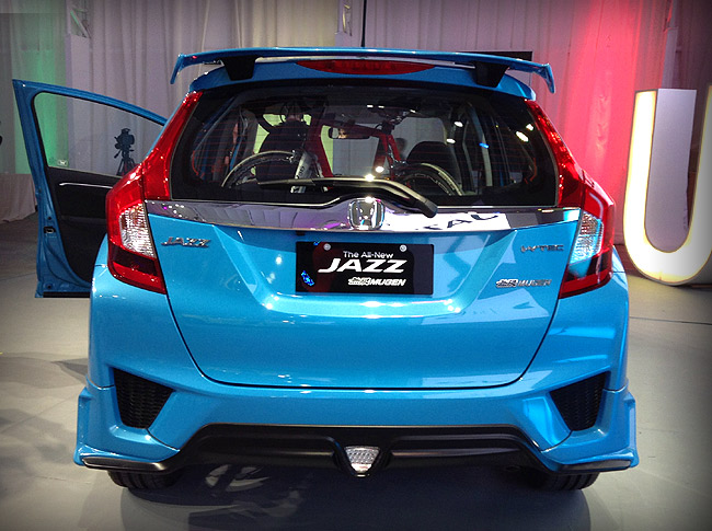 What can you fit inside the all-new 2014 Honda Jazz?