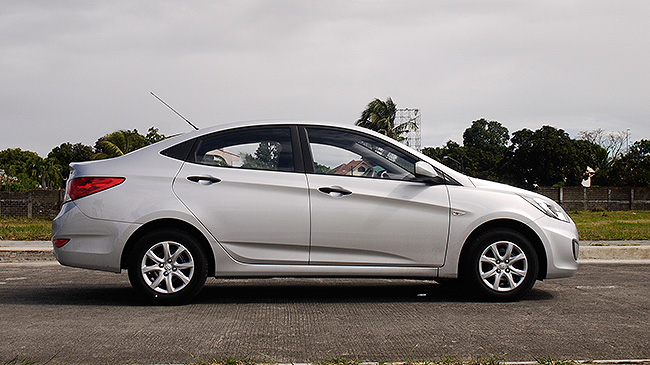 Hyundai Accent CRDi 1.6 E MT sedan review in the Philippines