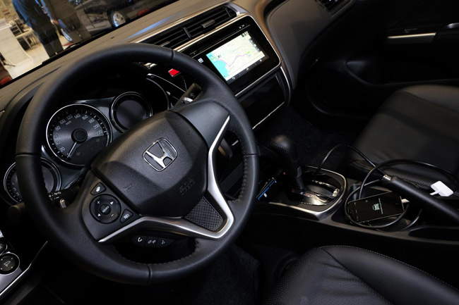 Honda City VX with Sygic