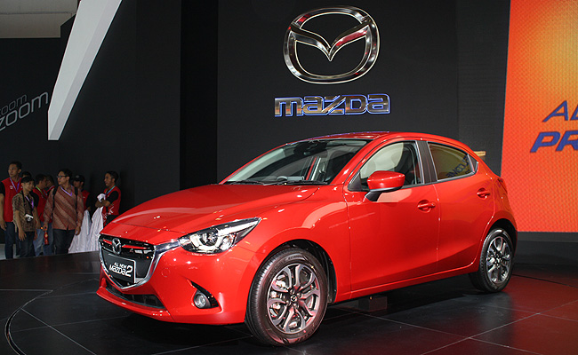 Little Hatch That Could Mazda 2 Is 14 15 Japan Car Of The Year