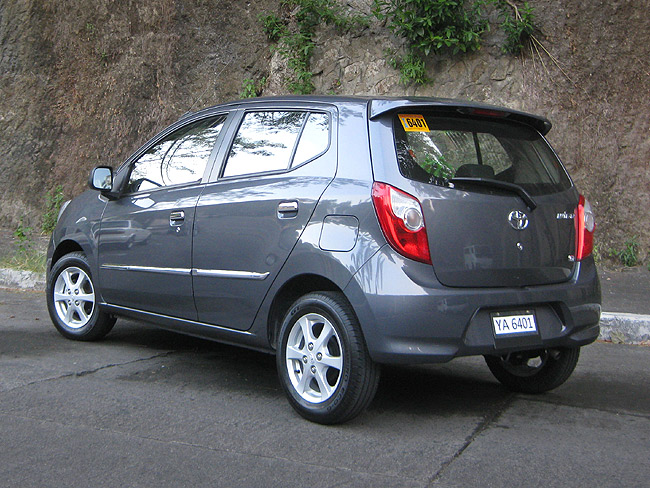 Toyota Wigo 1.0 G MT review in the Philippines