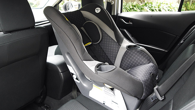 How to properly mount Isofix child safety seats