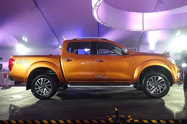 Nissan Np300 Navara Variants Specs Colors